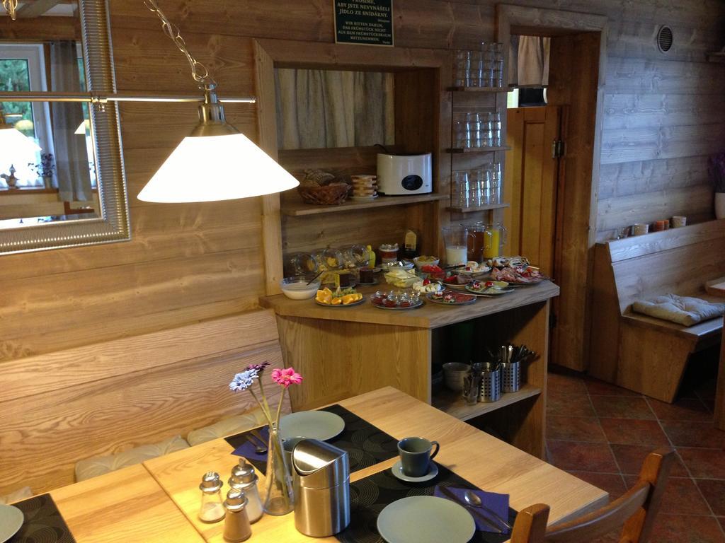 King Size Apartman Pension Monika Spindleruv Mlyn Ruang foto